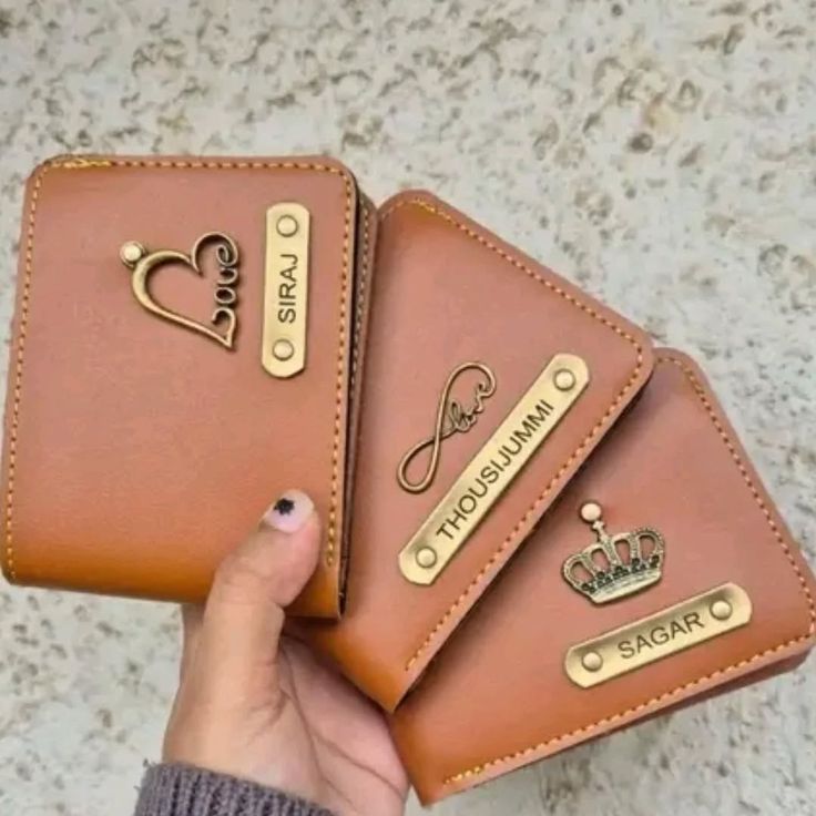 Personalized Wallet 1.0